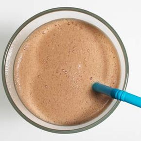 A meal-replacement shake might be OK for an on-the-go lunch. But what about an entire diet limited to liquids only? See more weight loss tips pictures.