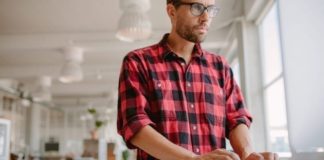 Does Standing Burn Enough Calories to Aid Weight Loss?