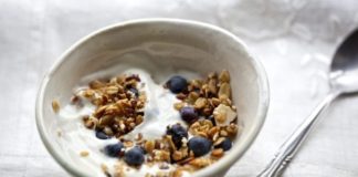 The Basics of Eating Before or After an Intense Walk