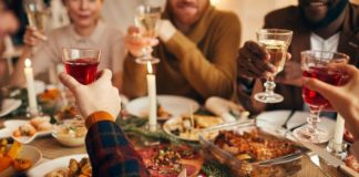 6 Ways to Lose Weight and Enjoy the Holidays