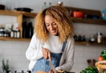 How to Lose Weight and Keep it Off, According to a Doctor